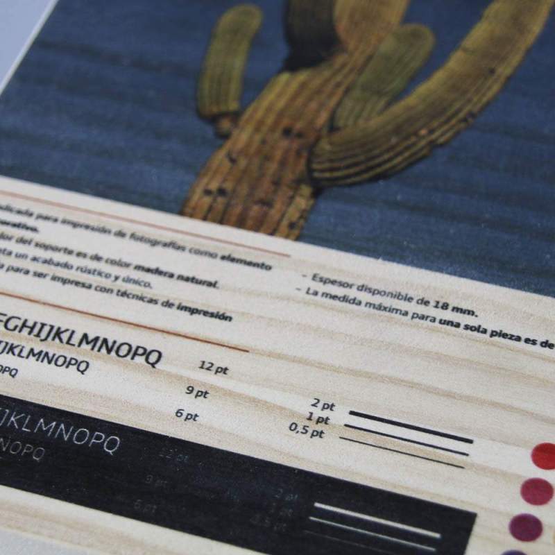 Impresión en madera de pino detalle 1